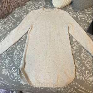 XS light pink Loft Sweater with specks of colored thread 😏🥰